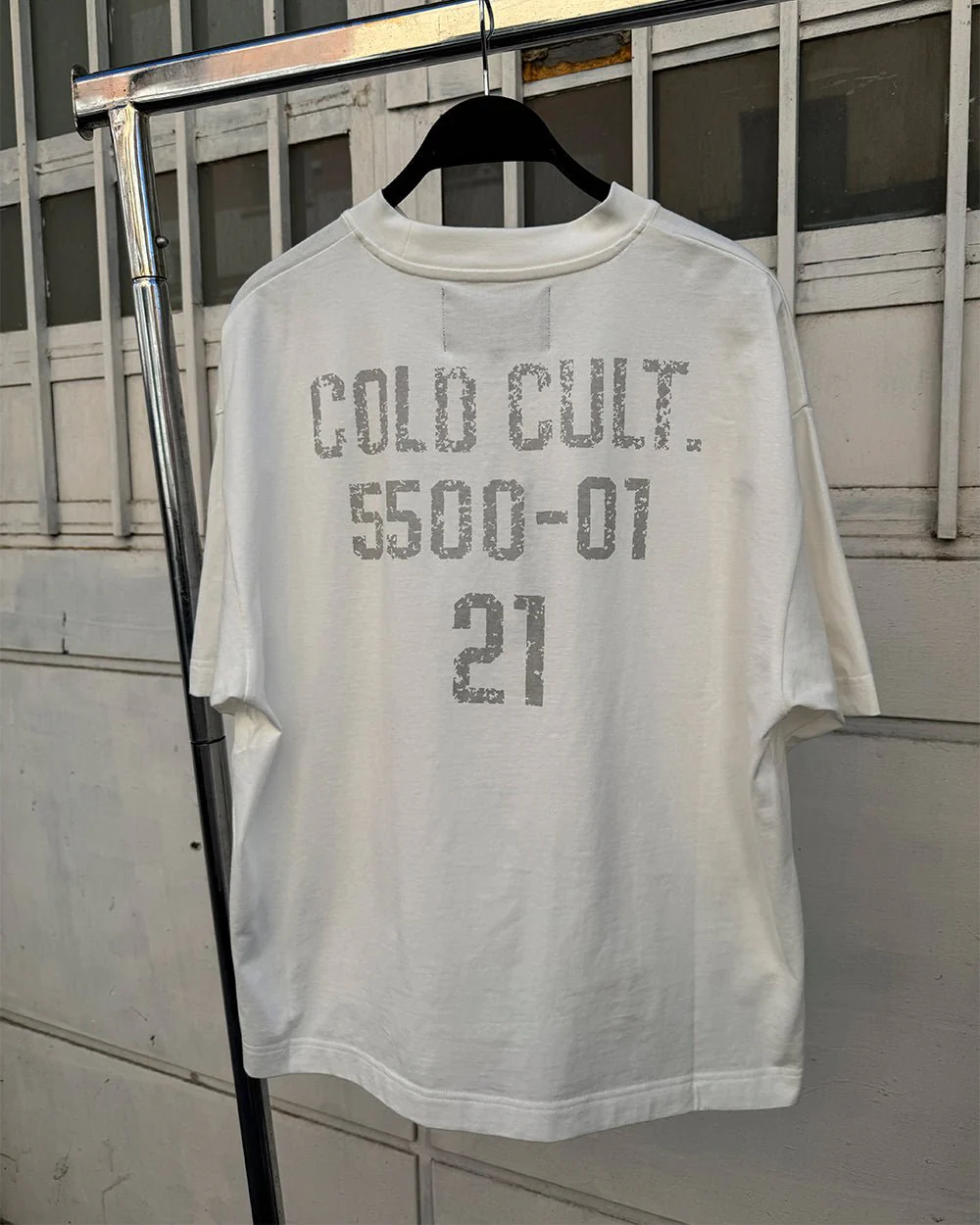 BOARDING TEE WHITE - Image 7