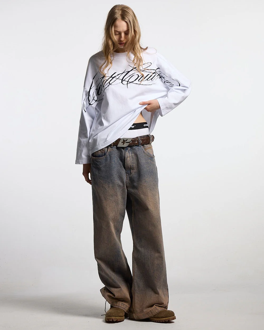 CROSSED SCRIPT LONGSLEEVE 2.0 WHITE - Image 7