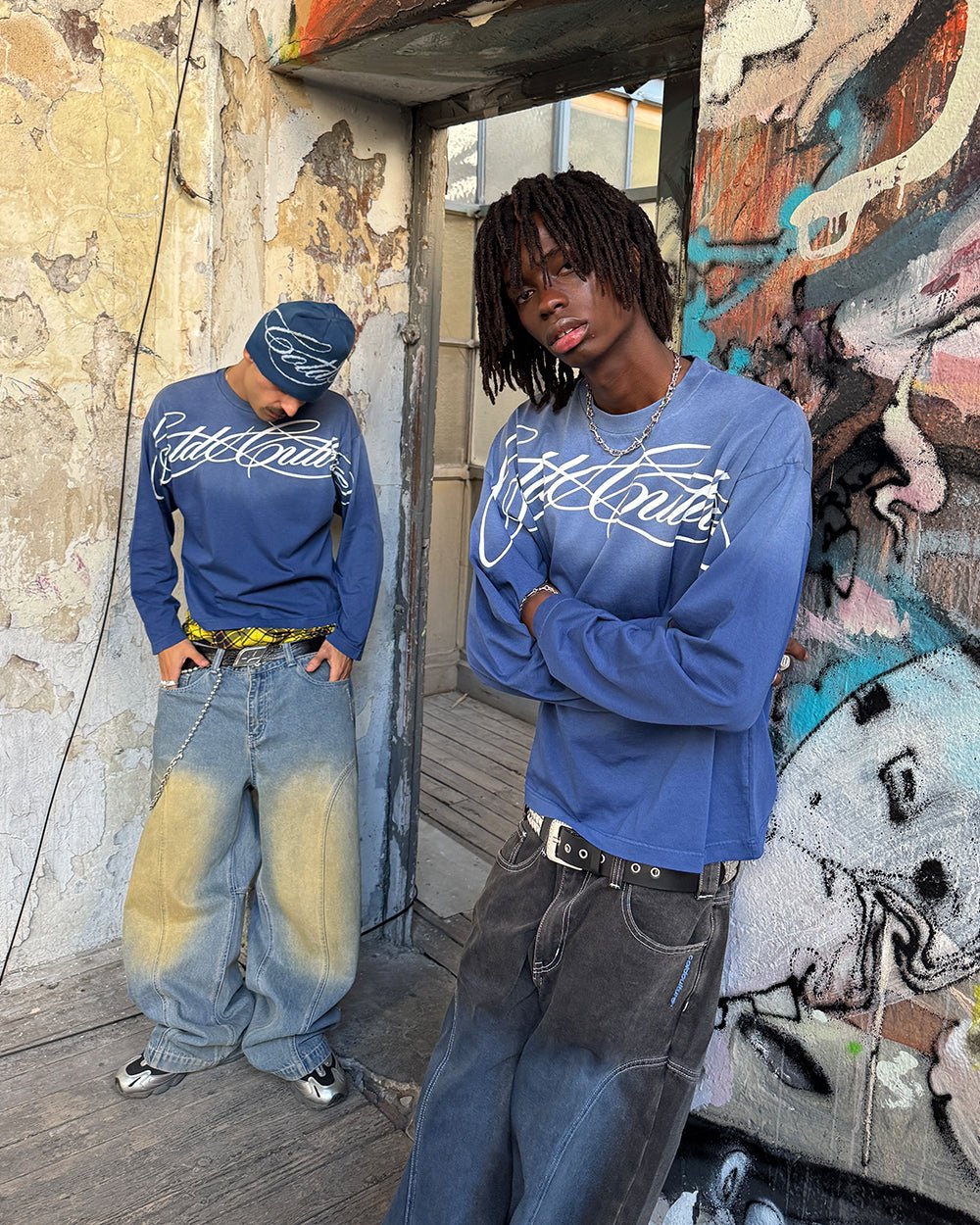 CROSSED SCRIPT LONGSLEEVE VIBRANT BLUE - Image 8