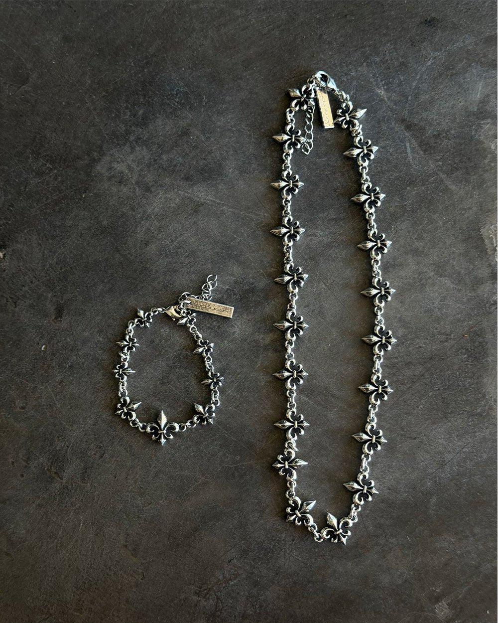 LOOSE ICON BRACELET SILVER - Image 4